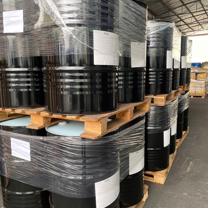 Thùng phuy dầu CPI (LUBRIZOL) trong kho Hợp Tiến